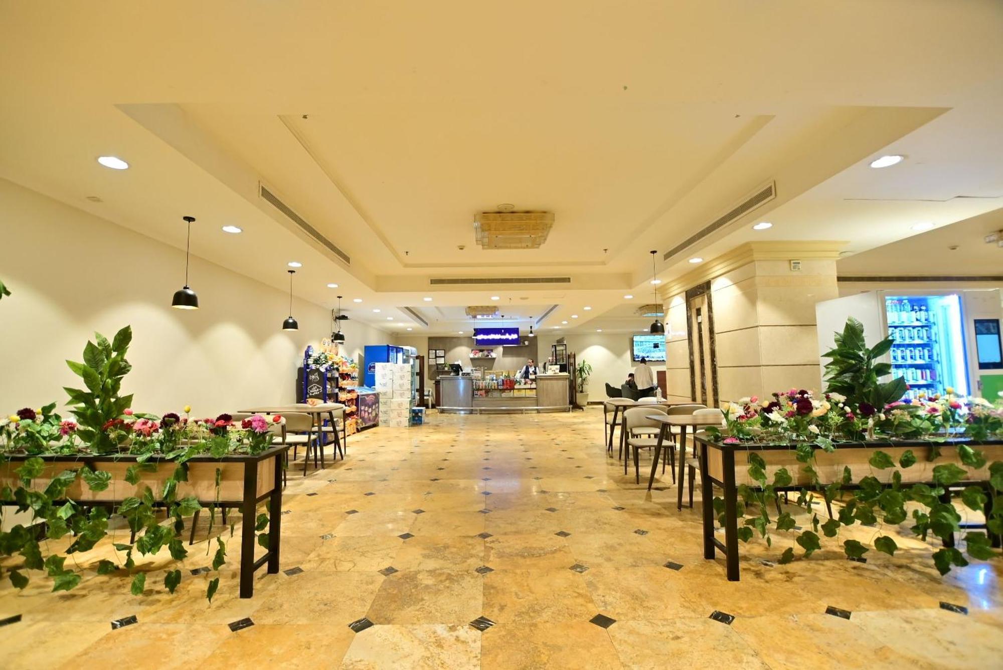 Abraj Al Tayseer Tuwa Hotel La Meca Exterior foto